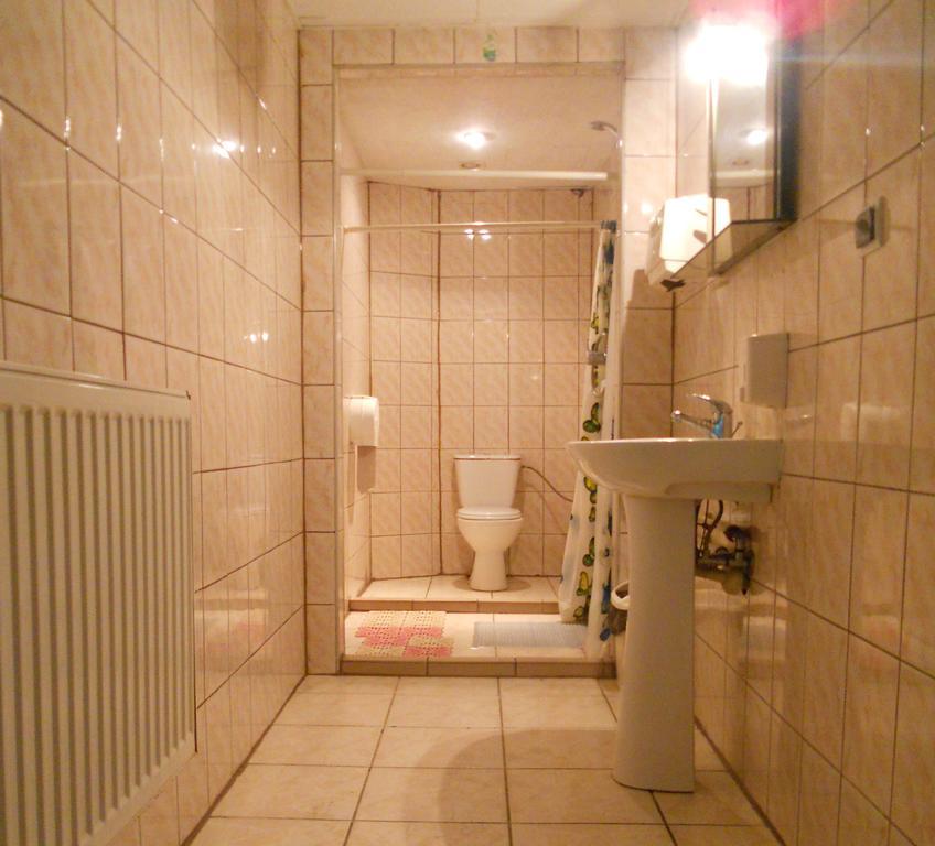 Kwatery Pracownicze Twardowski Varsovie Extérieur photo